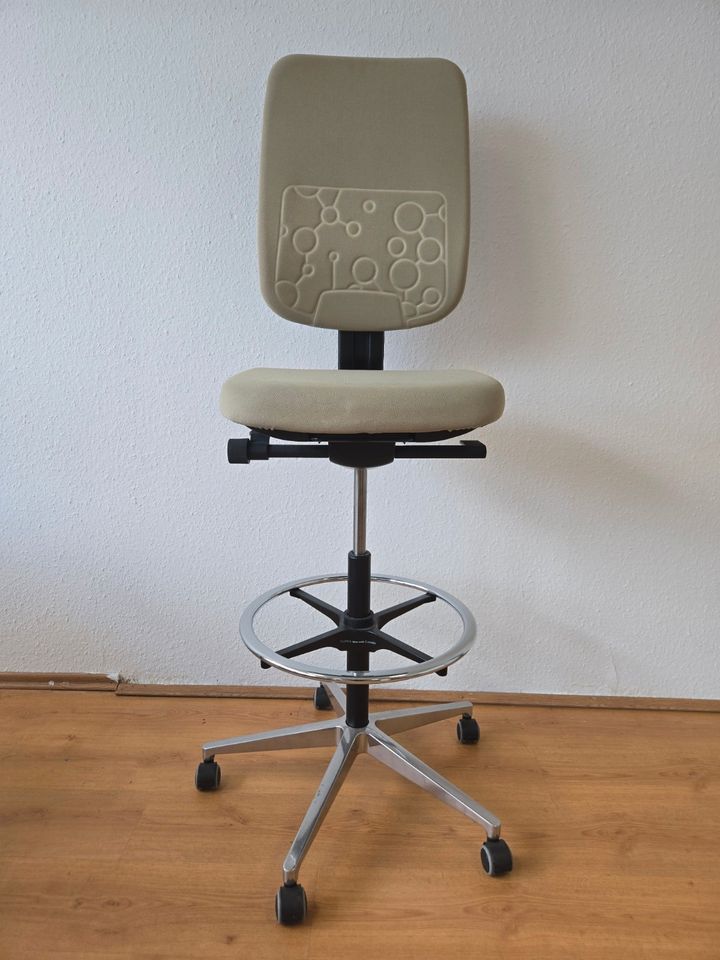 Steelcase Hochstuhl mit Fußring Beige, Alu-Fußkreuz