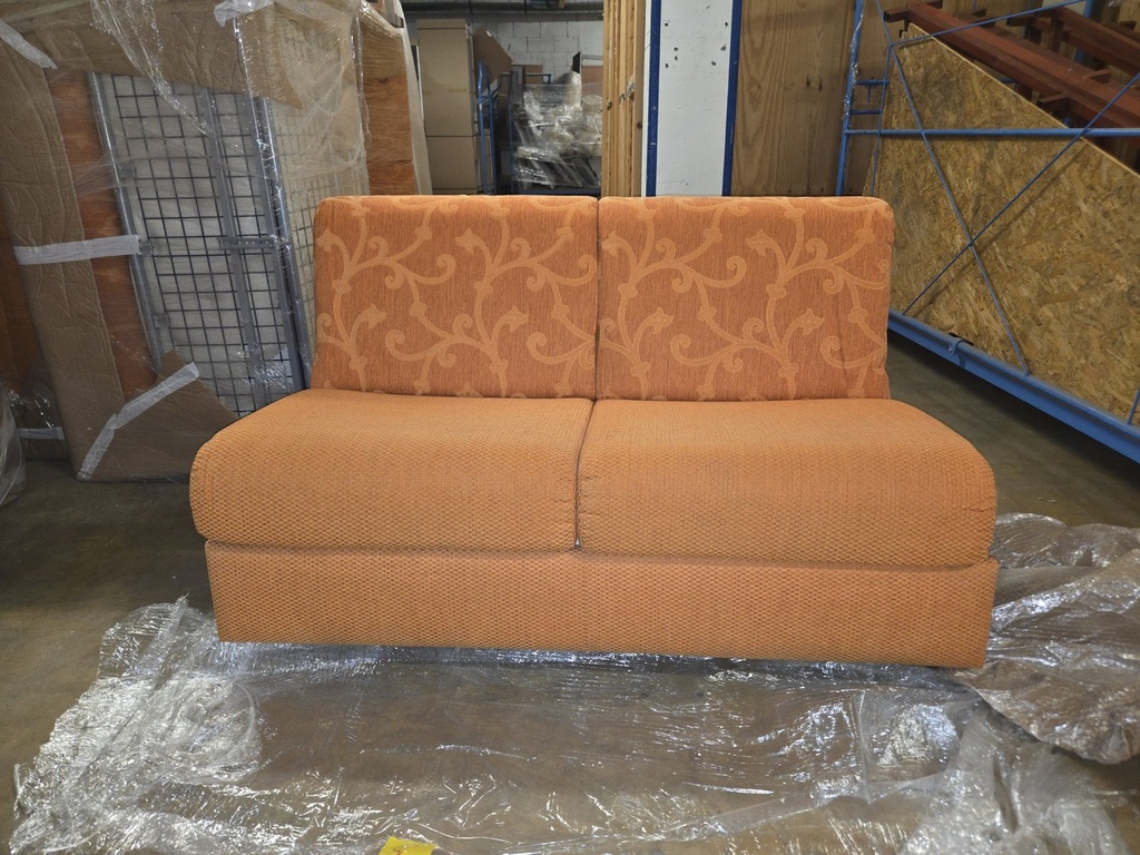 2-Sitzer Schlafsofa ohne Armlehnen Orange gemustert – Zustand B